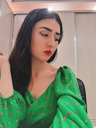 Today the weather is good And a lot of sun around And mystic in my words  That comes from the sun of Uzbekistan And my motherland Tajikistan and  Neverland With a lot