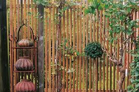 Holzzaun oder gartenzaun selber bauen der. Sichtschutzzaun Selber Bauen Anleitung Und Bauplan Selbermachen De