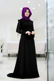 Som Fashion Tesettur Zincirli Abiye Elbise Modelleri Moda Tesettur Giyim Moda Stilleri Elbise Modelleri Elbise