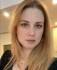 I need a big Hi for all my fans