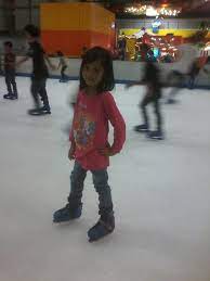 F sudah banyak pelukis yang menggunakan batik sebagai salah satu cara untuk menuangkan ide kreatifnya. Corak Pada Kain Batik Di Kelompokkan Menjadi 3 Yaitu Brainly Co Id