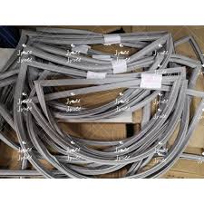 Walaupun dengan sedikit kecondongan pada struktur peti sejuk akan mematikan penggera bunyi. Toshiba Refrigerator Seal Door Gasket Getah Pintu Peti Sejuk Shopee Malaysia