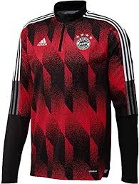 Shop the new bayern munich 2021/22 apparel online now. Amazon Com Adidas Men S Bayern Munich 2021 Graphic Track Top Clothing Shoes Jewelry