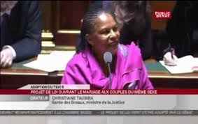 Et le discours de christiane taubira inaugurant le débat sur le projet de loi d'ouverture du mariage aux couples de. Mariage Pour Tous Discours De Cloture De Christiane Taubira 14 00 Video Dailymotion