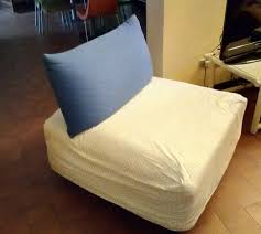 Un cuscino quadrato fornito di serie. Poltrona Letto Singolo Completa Di Materasso A Modena Kijiji Annunci Di Ebay