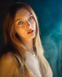 Annika in natural light