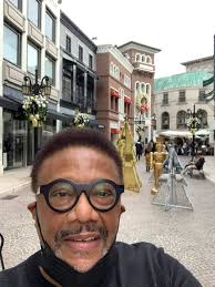 Headed to a Black Retailer, UNION in LA to spend some of my dollars.  SUPPORT BLACK BUSINESSES.