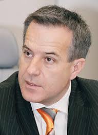 Siegfried wolf is an austrian businessperson who has been at the head of 16 different companies. Opel Und Magna Als Heisses Thema Beim Autoforum Graz Auto Motor At