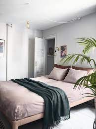 Lovely Bedroom With A Lot Of Textiles And Great Inspiring Decorating Ideas Bedroomdecoration Pink Bedroom Decor Bedroom Green Pink Bedroom Design