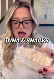 Whats the best salt and vinny chip? #eatwithme #eatingshow #eatingsounds  #crunch #tunasalad #saltandvinegar #saltandvinnies