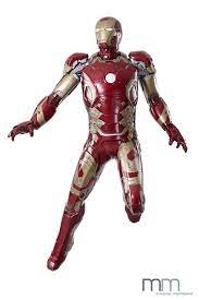 Now you can imagine your own super hero battles with the technological prowess of stark industries on your side! Marvel Avengers 2 Life Sized Iron Man Mark 43 Statue With Base Muckle Mannequins Twilight Zone Nl