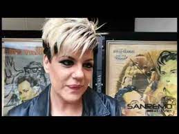 … tagli capelli ricci lunghi 2018 Intervista A Manuela Villa Youtube