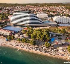 Highs made it into the mid 80s today. Hotel Olympia Sky Vodice Dalmatien Kroatien