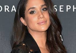 #meghan markle #meghan markle hair #meghan markle wedding #meghan markle prince harry #meghan markle beauty #meghan markle style. See Meghan Markle With Her Natural Curly Hair