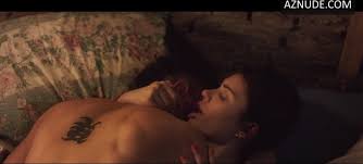 Eva De Dominici Breasts, Butt clip in Tiger, Blood In The Mouth - UPSKIRT.TV