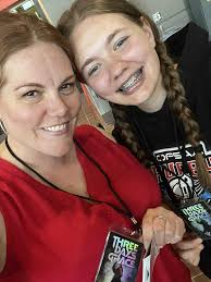 Thanks Ottawa, you were amazing! A great show to end the Canadian leg of  the tour on. 🤘🐐 📸 @britt_bowman