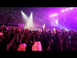 See all blackpink tour and concert schedule, photos and videos here! Fancam Day 1 Blackpink Stay Encore Ending Concert Blackpink Live In Malaysia Youtube