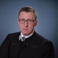 Еще раз к вопросу о мнимых собственниках (о деле Балаяна)