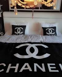 Lady Lylou Photo Chanel Decor Bedrooms Bed Decor Beautiful Bedding Linens