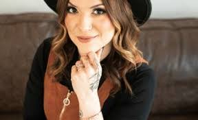 Michelle Aldaco's Instagram, Twitter & Facebook