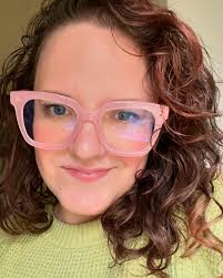 Ellen Donner's Instagram, Twitter & Facebook