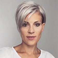 Kim Tynes's Instagram, Twitter & Facebook