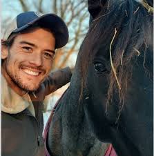 Where can I get a massage near Alma? I'm looking specifically for a  neck/upper shoulder rub to get knots out. Thanks.