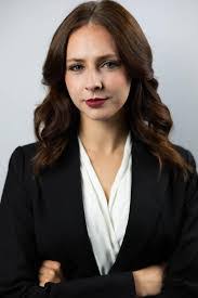 Claudia Mcdermott's Instagram, Twitter & Facebook