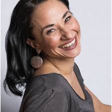 Deirdre Ryan's Instagram, Twitter & Facebook