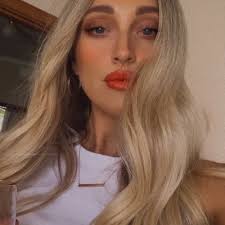 Rhiannon jade Muir (@MuirRhiannon)