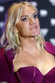 Deborah Ciriello (@cameociri)