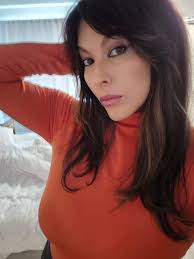 LA~ If you haven't heard, I am back/ BACK AT IT!!! Not to have any  centership over my career!!! ~My Facebook account will be for  family-friendly content events// new projects & PG-13