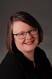 Sally Hunt • Maestra