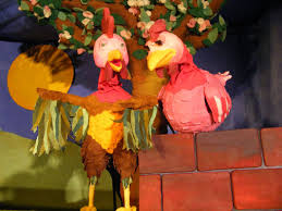 29 yaşında (2019 yılına göre). Jahrein Jahraus Mit Stachelklaus Lila Buhne Puppentheater Fur Kinder