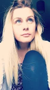 Aimee Gossett's Instagram, Twitter & Facebook