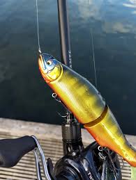 8.11 x 2.83 x 1.38 inches; Megabass I Slide 185 Black Market Swimbait Underground