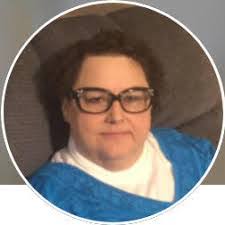 Candace Barr's Instagram, Twitter & Facebook