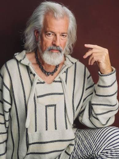 One of our favorites for the Holidays @michaelgabriel.us Cashmere “drug rug”. Like you may have bought at a Head Shop in college. Made in Mexico scratchy. These are the most opulent weight