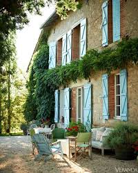 French Shutters Fab Houses X Pinterest Frans Landhuis Franse Boerderij Huis Buitenkant