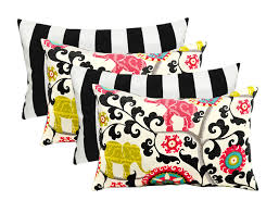 Our indoor/outdoor throw pillows and decorative pillows provide the versatility you need with the style you've been searching for. Rsh Decor Indoor Outdoor Set Of 4 Decorative Lumbar Rectangle Pillows Weather Resistant 20 X 12 2 Black And White Stripe 2 Pink Green Gray Turquoise Bohemian Elephant Walmart Com Walmart Com