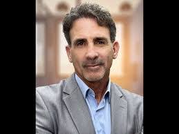 Wayne Cohen's Instagram, Twitter & Facebook