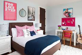Situating it in a central place and decorating around it is the best way to handle having a big bed in a small bedroom. 25 Tips For Decorating A Teenager S Bedroom