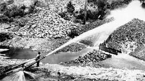 The area is covered with old gold mines, hydraulic and hand placer areas, and valleys churned up by bucket line dredging. The Use Of Hydraulic Mining In Gold Country How To Find Gold Nuggets