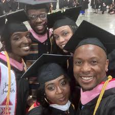 Can you sing? Did you sing in a high school choral group or attend a  Performing Arts High School? Are you interested in joining the University's  Choir? Then, register for this one-credit