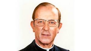 Dec 16, 2019 · benedict ended the service of father marcial maciel degollado, an influential mexican priest with a long trail of accusations, and he became the first pope to meet with sexual abuse victims in 2008. Marcial Maciel Un Abusador Con Sotana Kienyke
