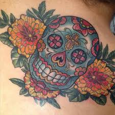 With nothing but a tattoo gun and ink, saigh brings entire gardens to life in people's skin, sends packs. Lovely Neo Traditional Tattoos By Kim Saigh Tattoodo