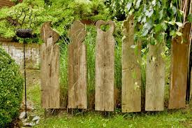 Steckzaun Aus Brettern Karin Urban Naturalstyle Steckzaun Garten Ideen Gestaltung Vorgarten Alte Zaune