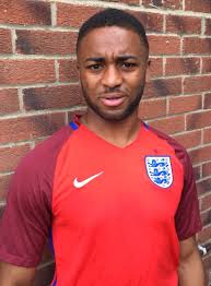 Having a fixed standard of purity usually defined legally as represented by an alloy of 925 parts of silver with 75 parts of copper. Raheem Sterling Double 1 Doppelganger Doubles Tributes Hier Direkt Buchen