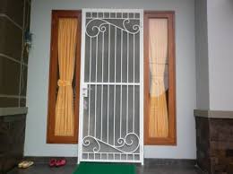 Oleh karena itu dalam pemilihan desainnya tidak hanya melihat dari aspek fungsinya saja. Pintu Besi Tukanglas Co Id