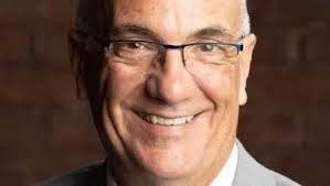 Mark Kiesling's Instagram, Twitter & Facebook